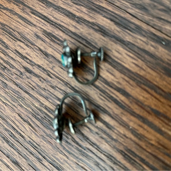 Vintage screw-back genuine silver & turquoise earrings (Civil War era) - Picture 6 of 7